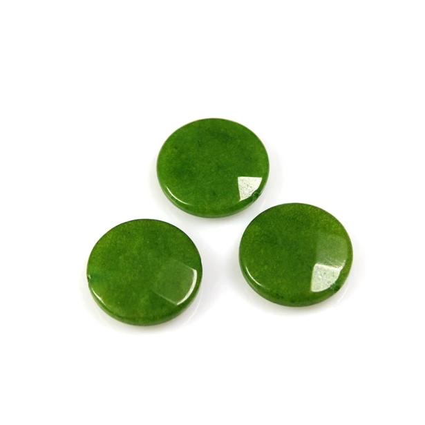 Jadeit fasetowany barwiony w kolorze zielonym - 1 szt