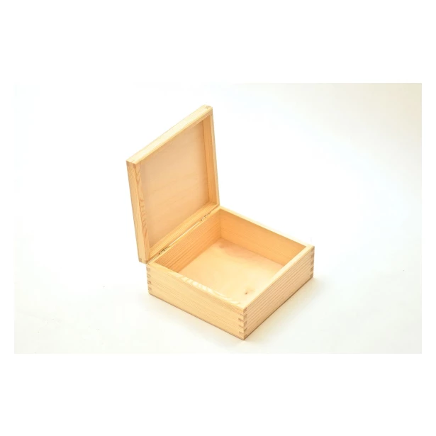 Drewniane pudełko  kwadratowe - 11x11x5,5cm