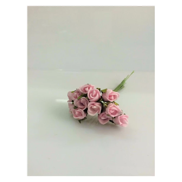 Róże piankowe jasny róż 1,5cm 12 sztuk