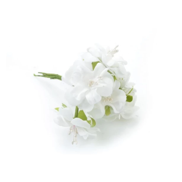 Wiązka kwiatków ślubnych białych 4x4cm 6 sztuk