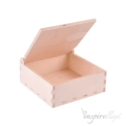 Drewniane pudełko ażurowe pełne boki - 11x11x5,2cm